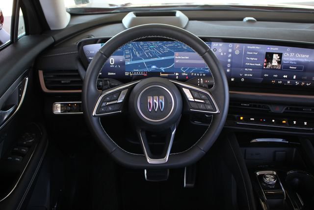 Used 2025 Buick Envision Sport Touring image 29