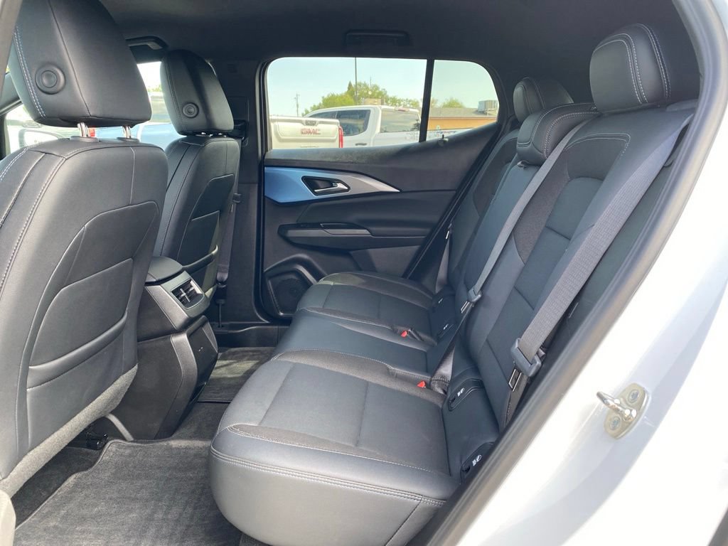 Used 2024 Chevrolet Equinox EV LT AWD/4WD image 28