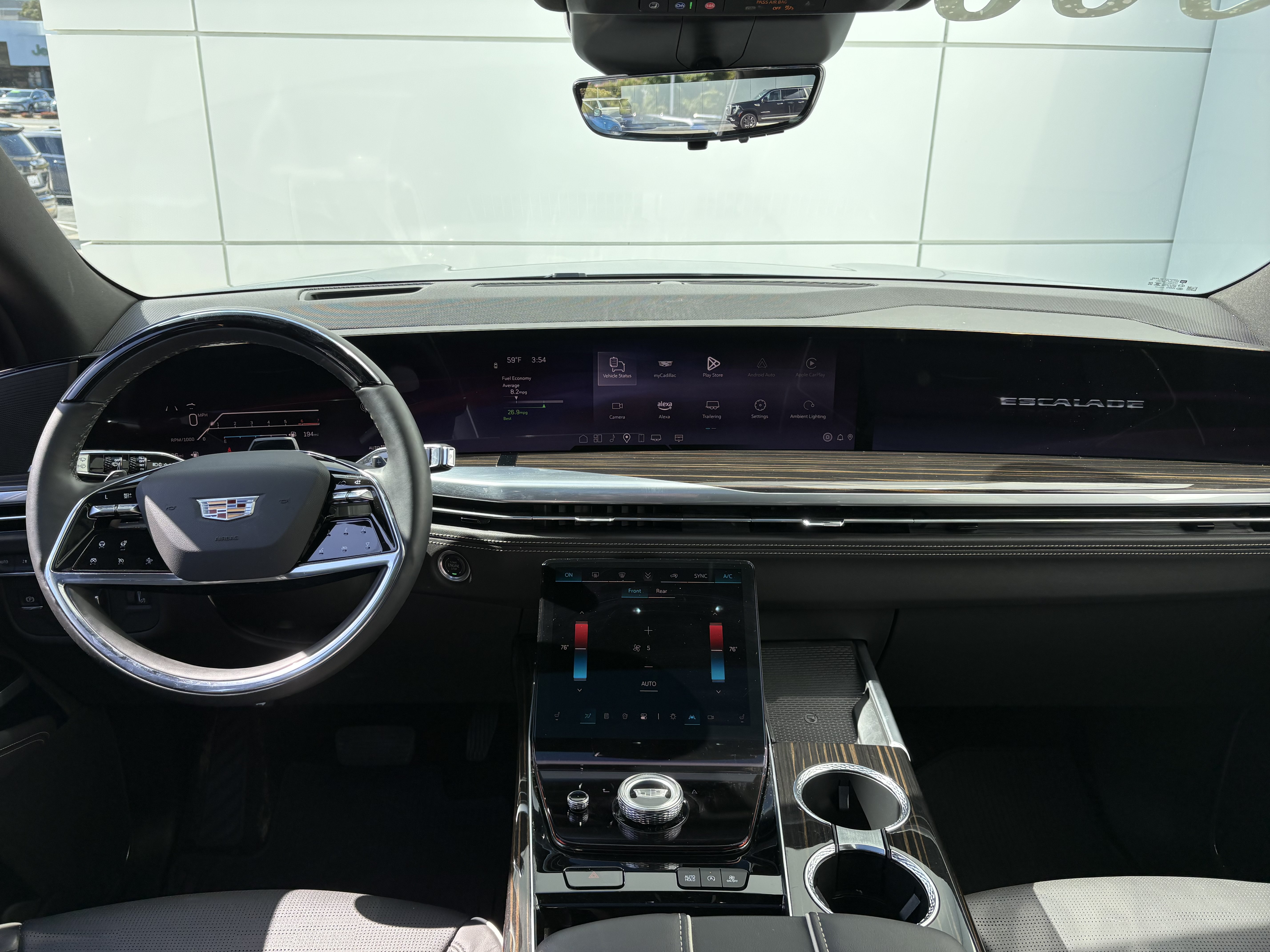 Certified 2025 Cadillac Escalade ESV Premium Luxury AWD/4WD image 23