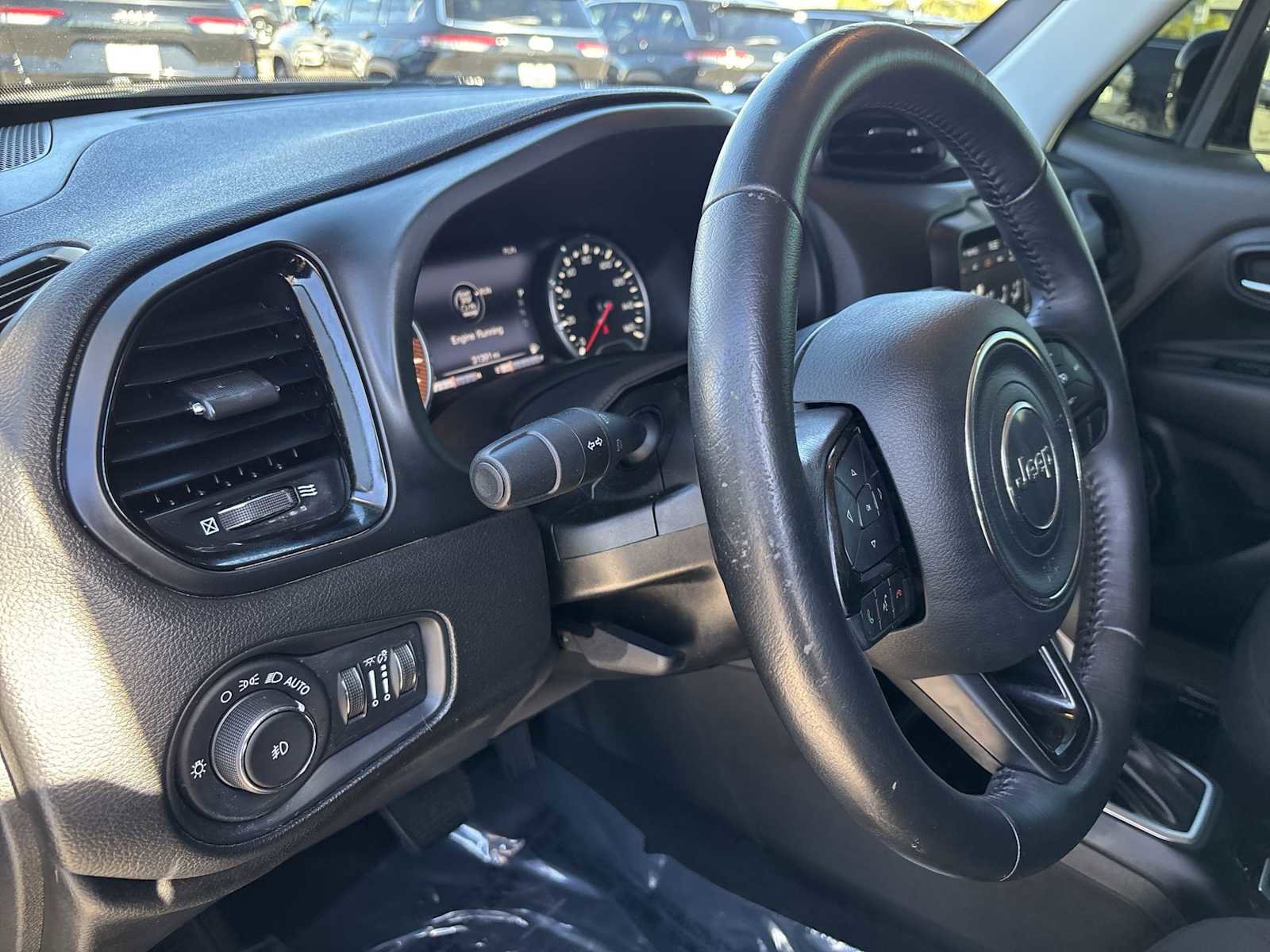 Used 2020 Jeep Renegade Altitude w/ UConnect 8.4 Nav Group image 2