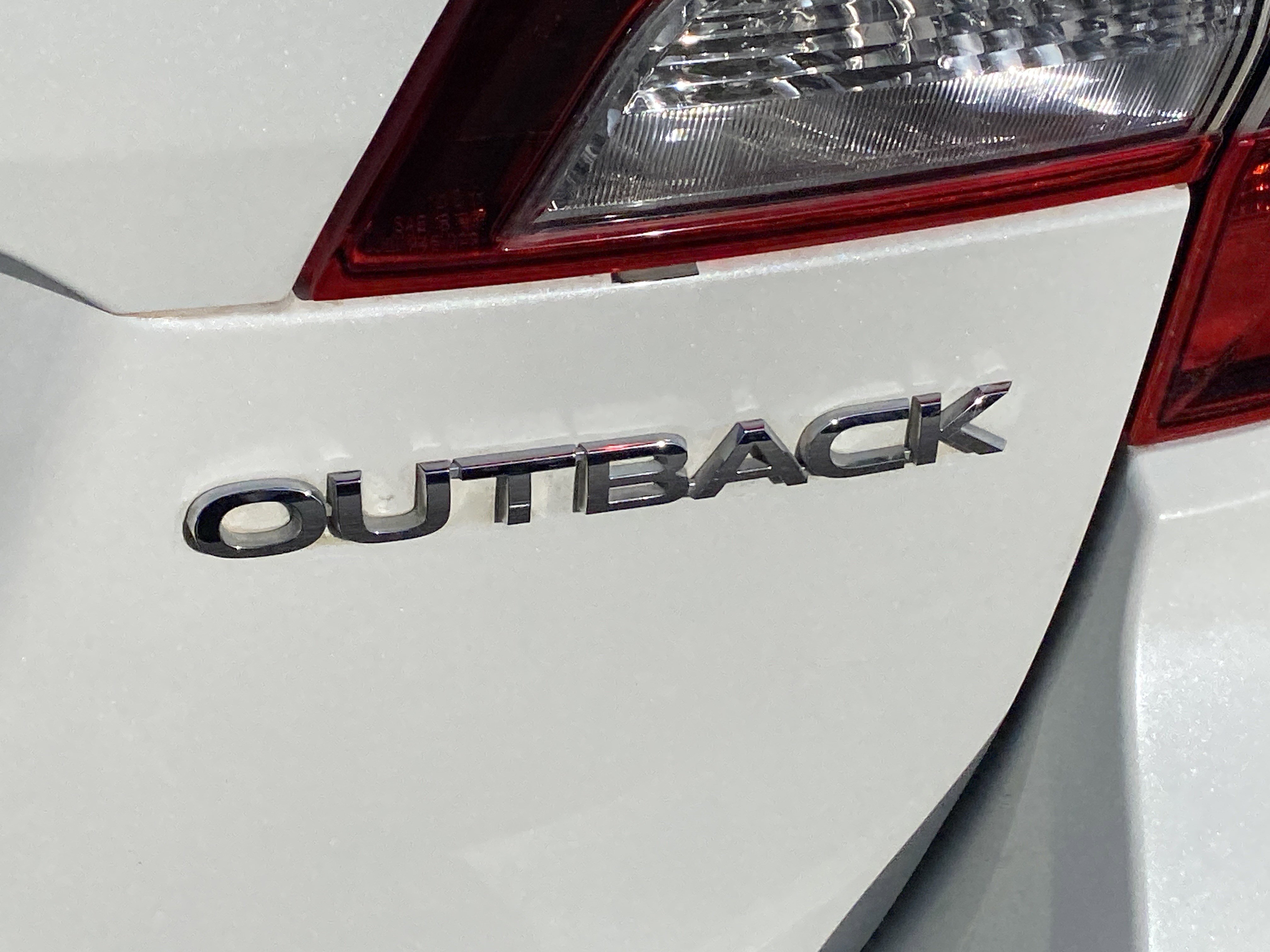 Used 2016 Subaru Outback 2.5i Premium image 26