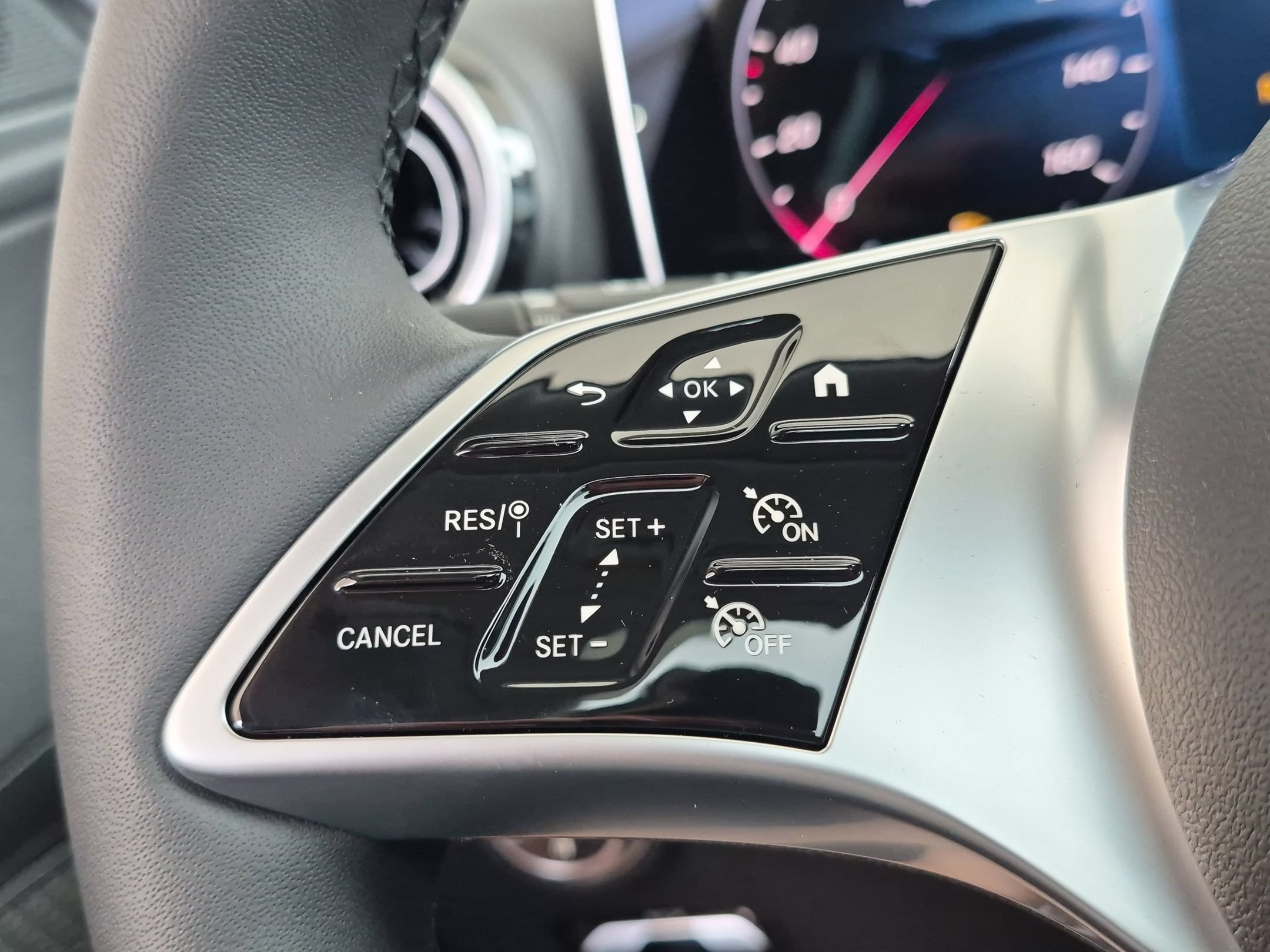 New 2026 Mercedes-Benz C 300 4MATIC Sedan image 19