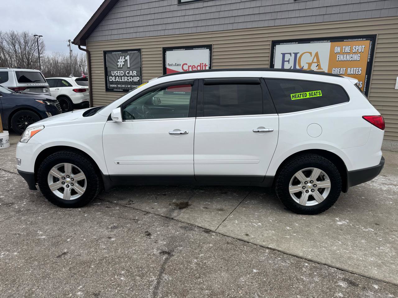 Used 2010 Chevrolet Traverse LT w/ Personal Connectivity Package FWD image 8