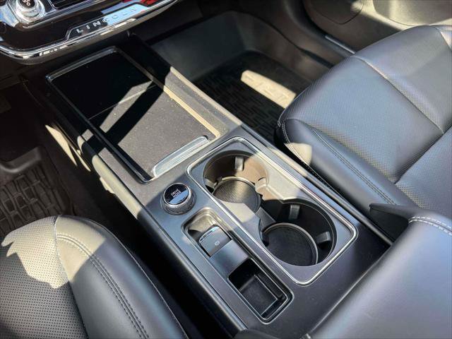 Used 2023 Lincoln Corsair AWD w/ Equipment Group 101A image 31