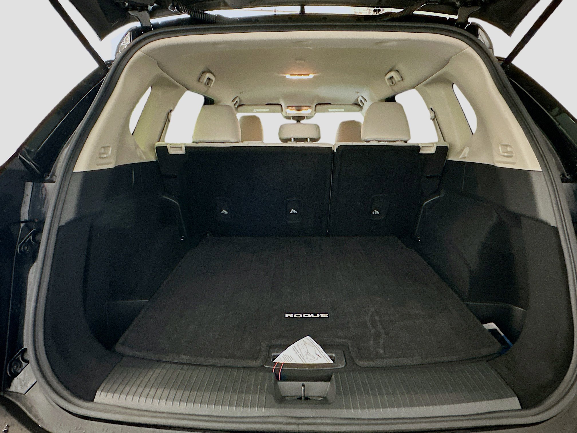 Used 2023 Nissan Rogue SV AWD/4WD image 29