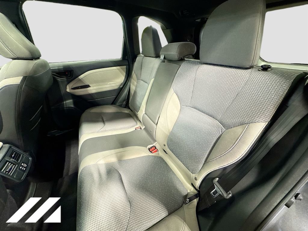 Certified 2025 Subaru Forester Premium image 28