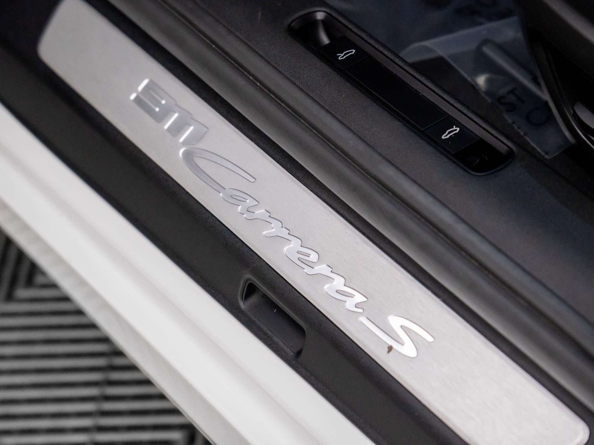 Certified 2020 Porsche 911 Carrera S image 19