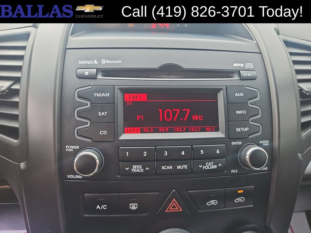 Used 2012 Kia Sorento LX w/ Convenience Pkg FWD image 17