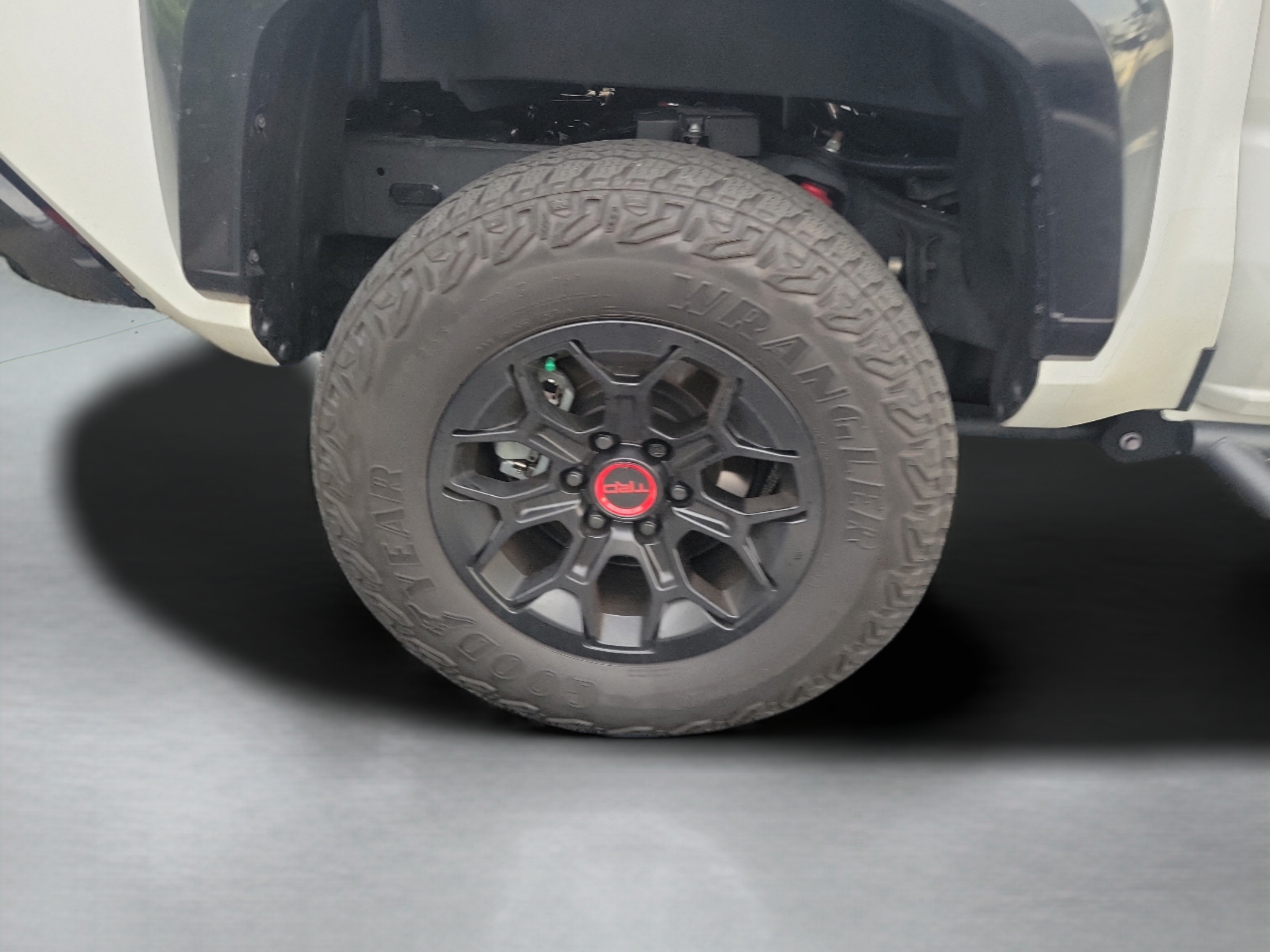 Certified 2025 Toyota Tacoma TRD Pro AWD/4WD image 19