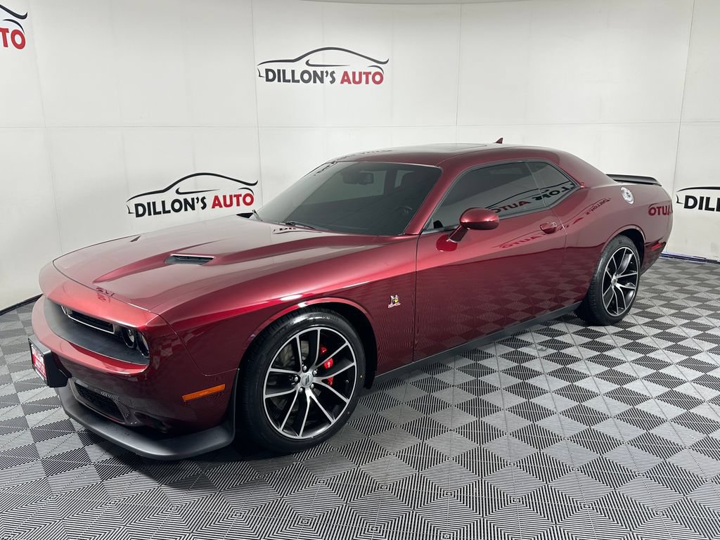 Used 2018 Dodge Challenger R/T Scat Pack w/ Technology Group RWD image 2