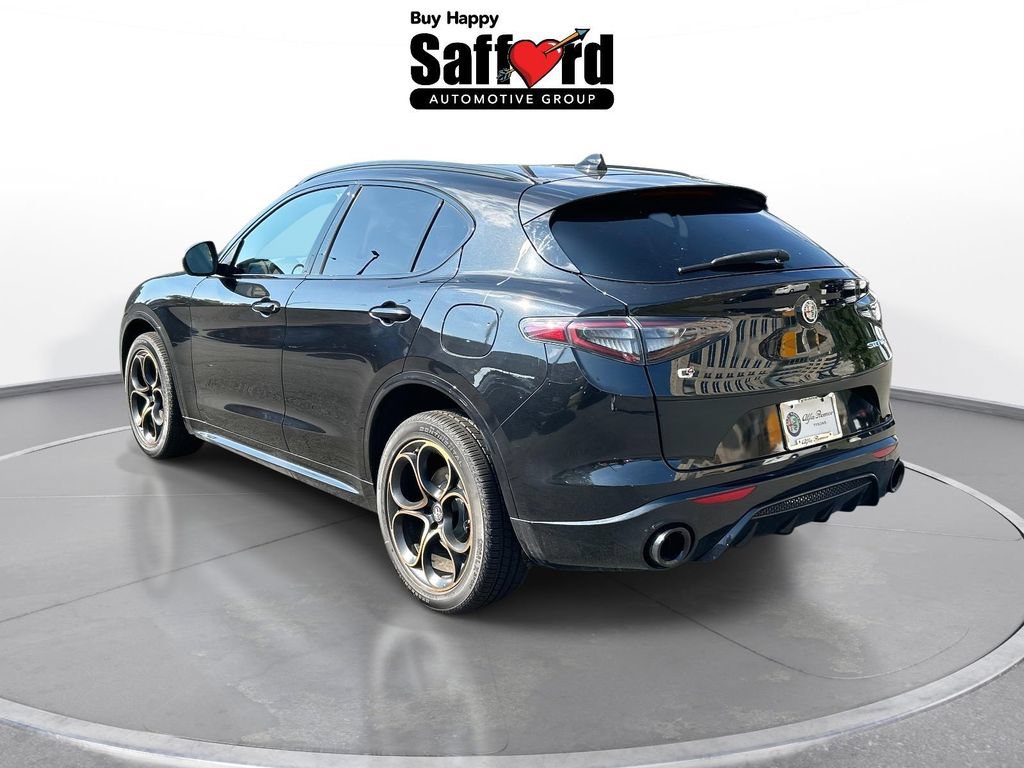 New 2025 Alfa Romeo Stelvio Sprint AWD/4WD image 7