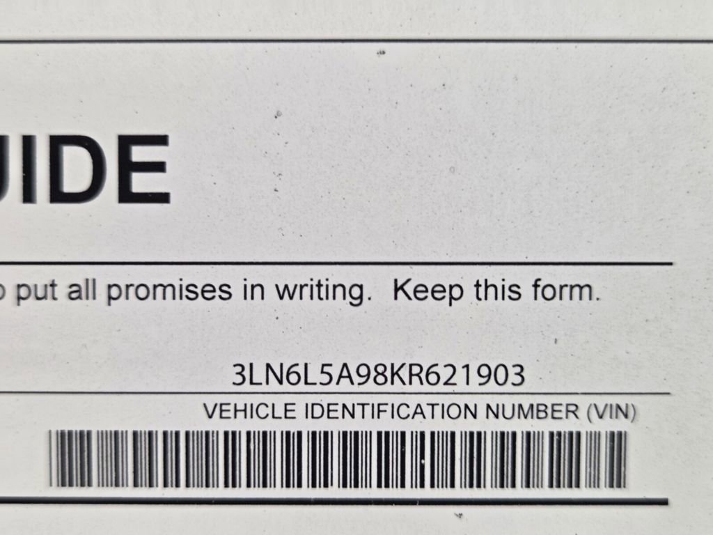 Used 2019 Lincoln MKZ Premiere image 33