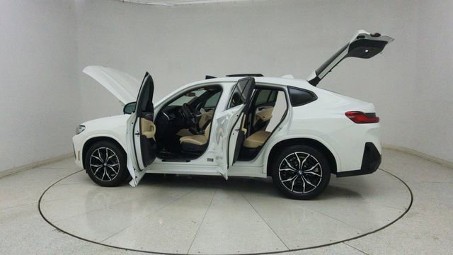 Used 2025 BMW X4 xDrive30i image 77