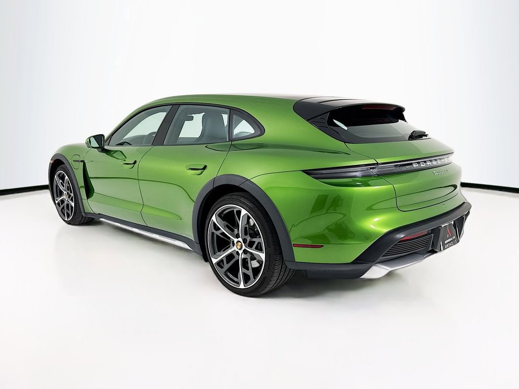 Certified 2023 Porsche Taycan 4S image 3