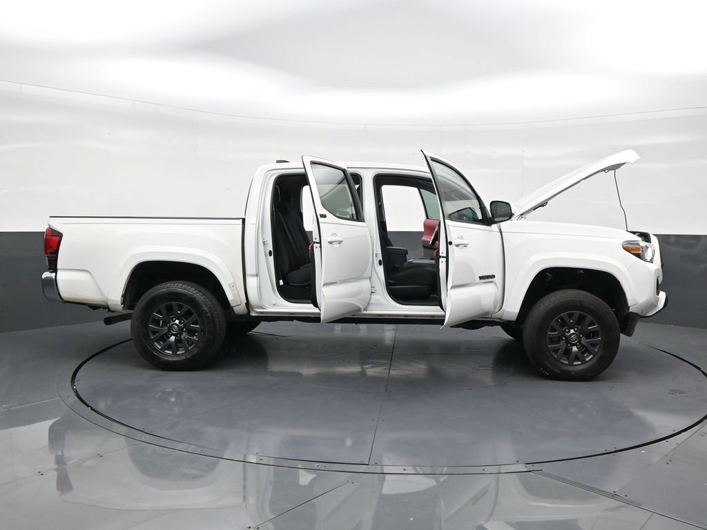 Used 2021 Toyota Tacoma SR5 image 30