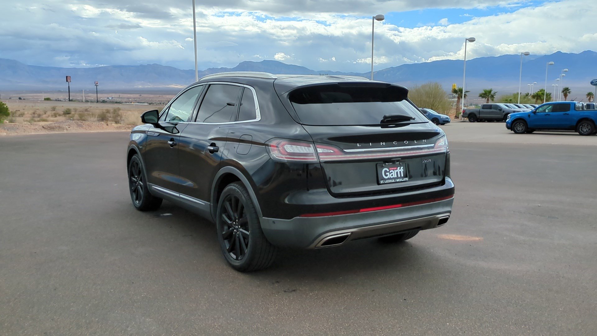 Used 2020 Lincoln Nautilus Reserve image 6