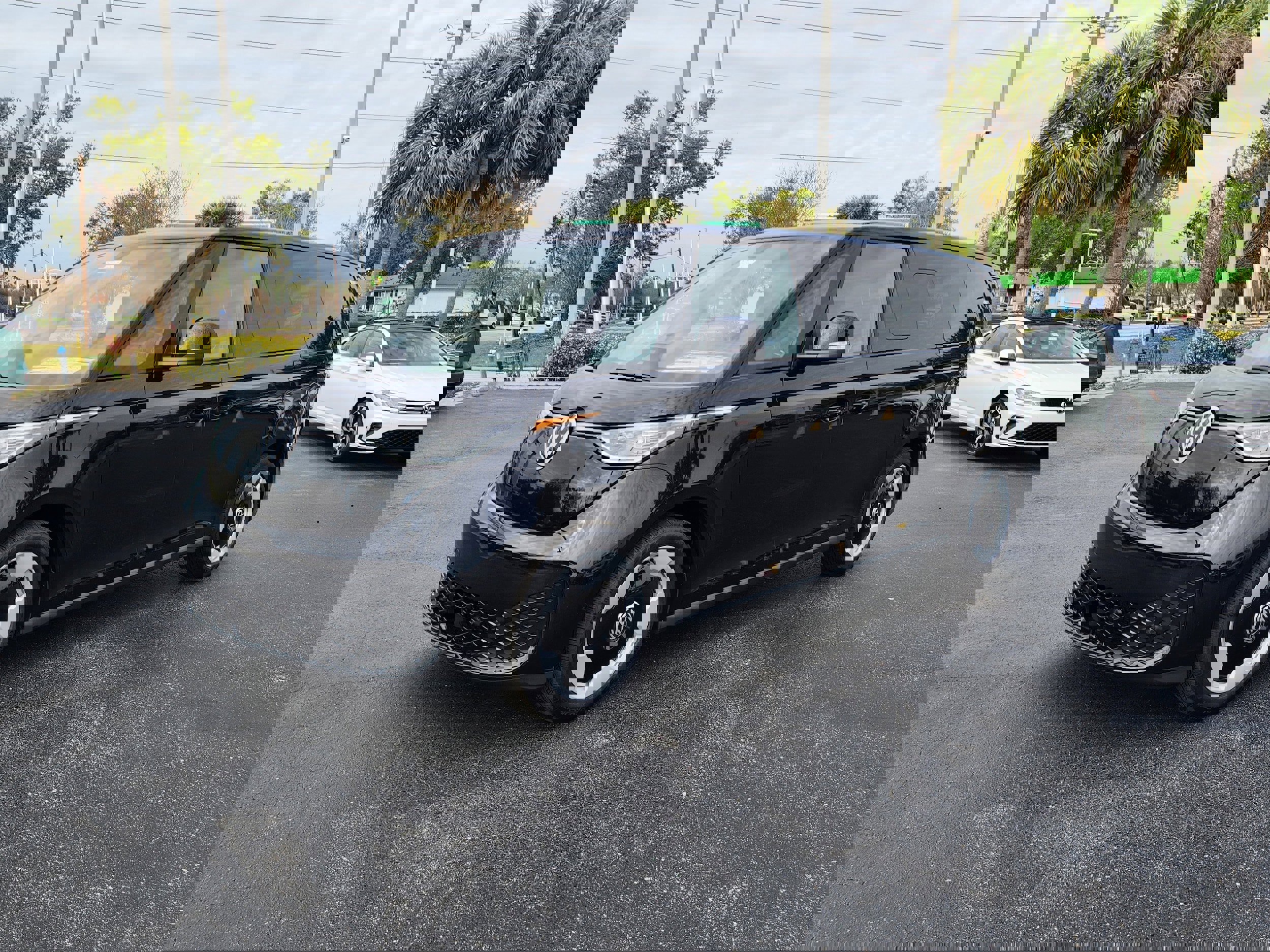New 2025 Volkswagen ID. Buzz Pro S image 3