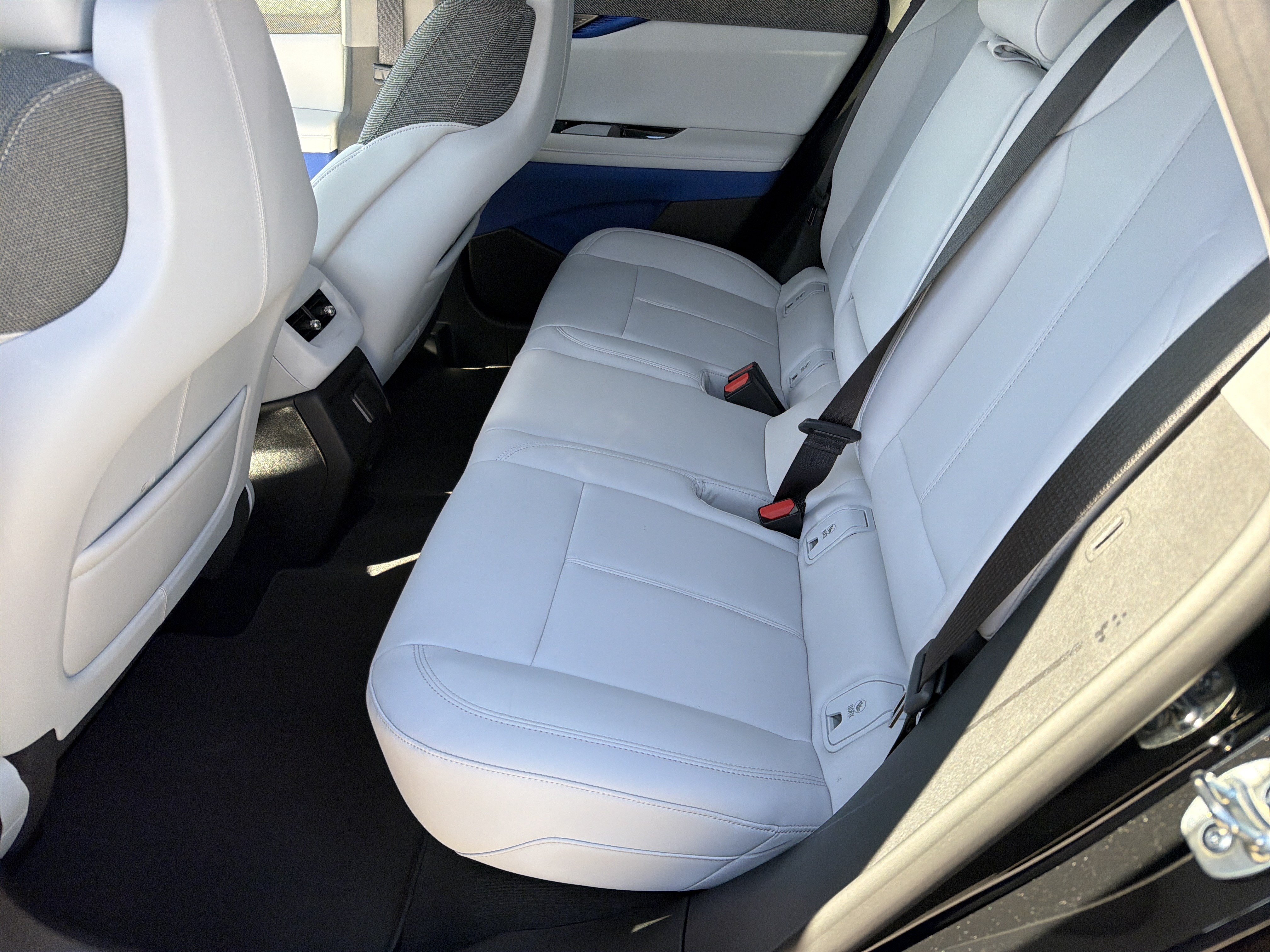 New 2027 Cadillac Optiq Luxury RWD image 21