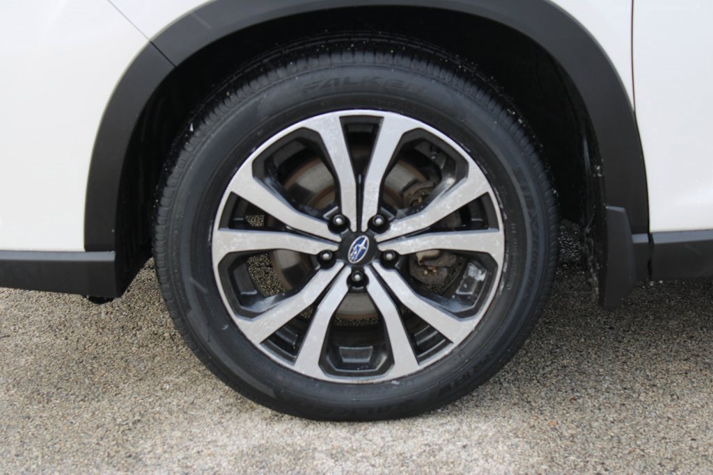 Used 2023 Subaru Forester Limited image 31