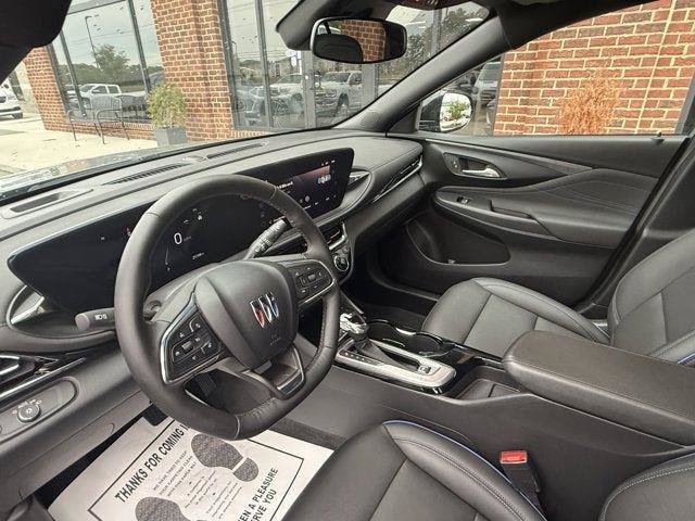 Used 2025 Buick Envista Sport Touring w/ Convenience I Package FWD image 19
