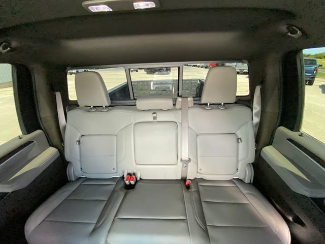 Used 2025 GMC Sierra 2500 SLT w/ SLT Premium Package AWD/4WD image 13