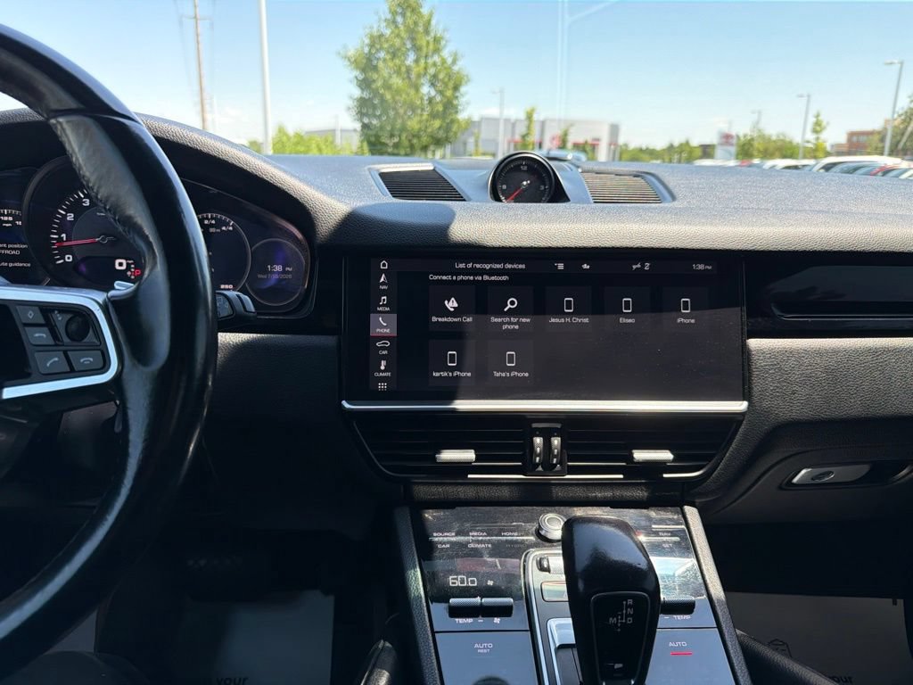 Used 2020 Porsche Cayenne AWD/4WD image 31
