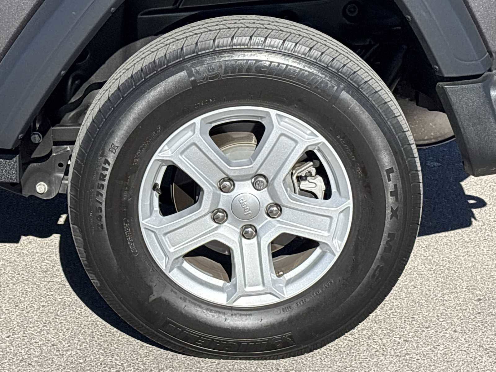 Certified 2020 Jeep Wrangler Sport image 12