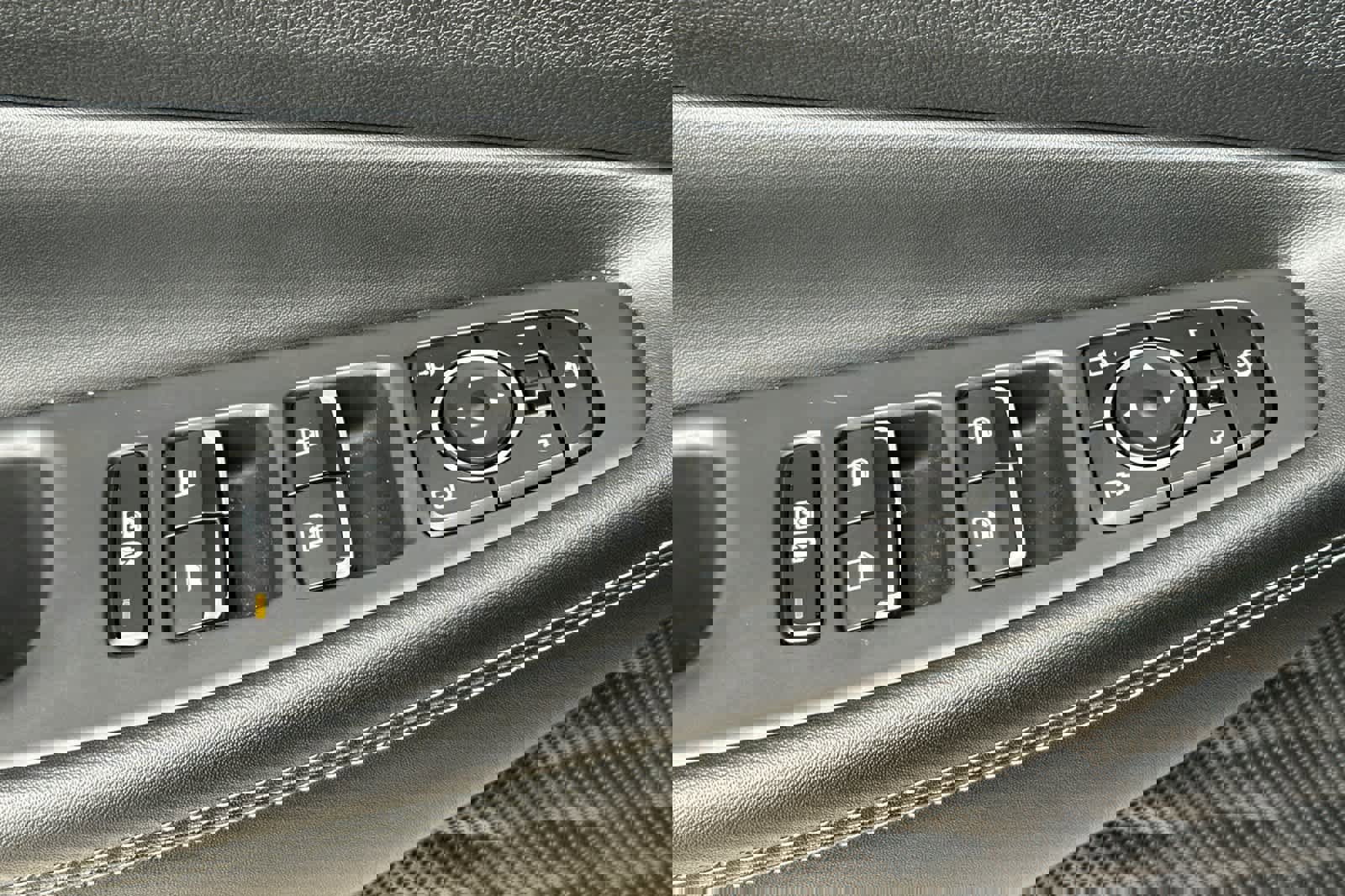 Used 2023 Hyundai Santa Fe Limited image 13