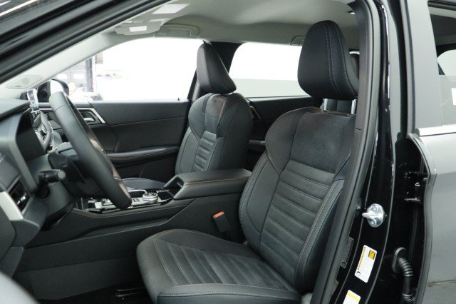 New 2026 Mitsubishi Outlander SE AWD/4WD image 7