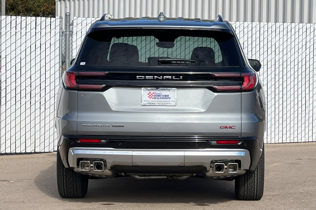 New 2026 GMC Acadia Denali w/ Super Cruise Package image 5