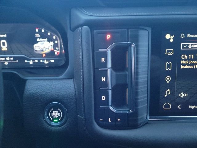 Used 2023 GMC Yukon XL Denali w/ Denali Reserve Package AWD/4WD image 56