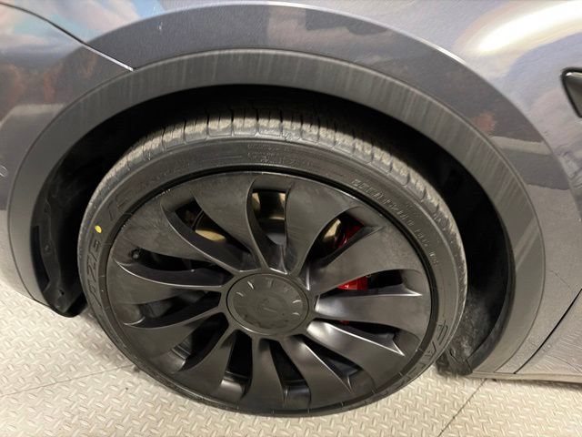 Used 2022 Tesla Model Y Performance AWD/4WD image 17