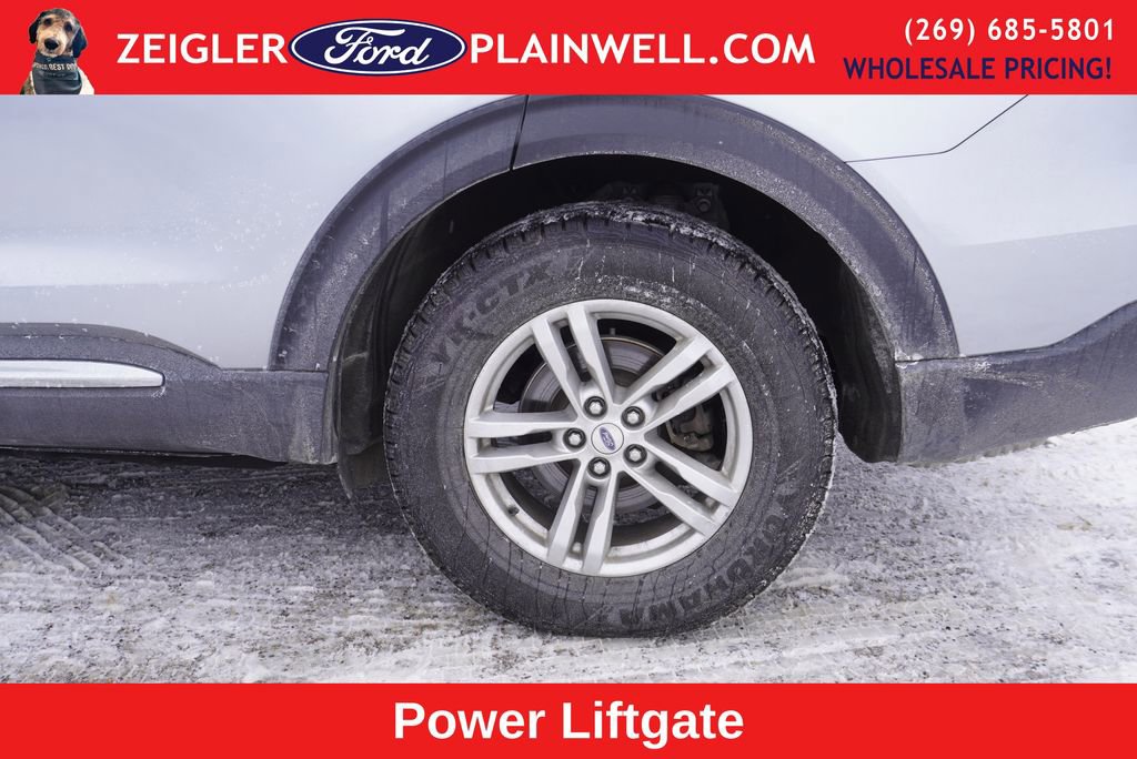 Used 2020 Ford Explorer XLT w/ Equipment Group 202A image 9
