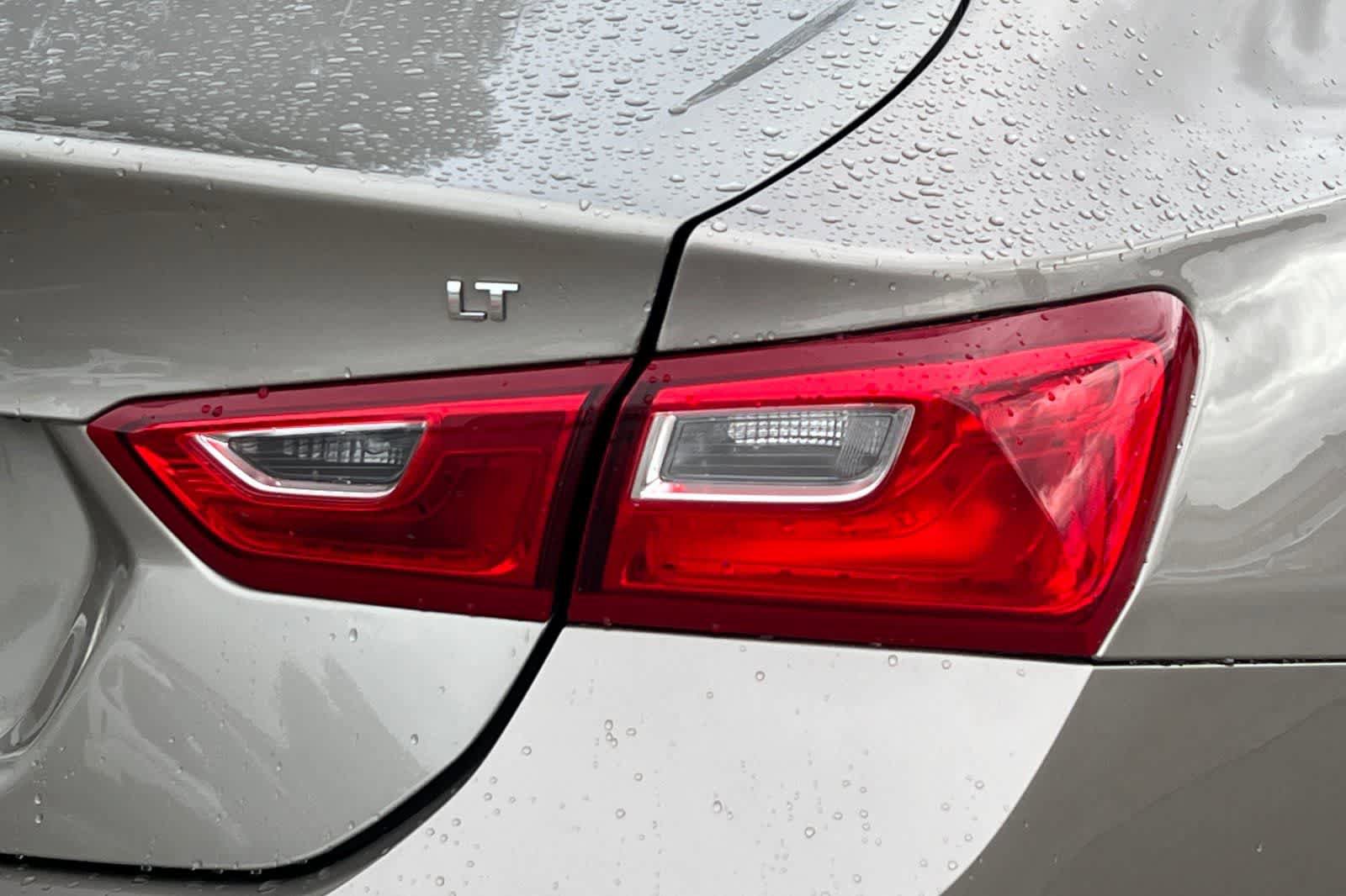 Used 2024 Chevrolet Malibu LT FWD image 33