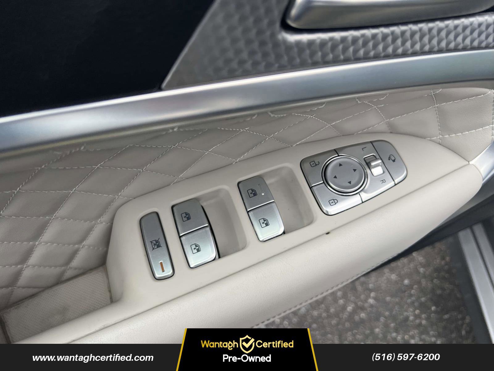 Used 2022 Genesis G70 3.3T w/ Sport Prestige Package image 17