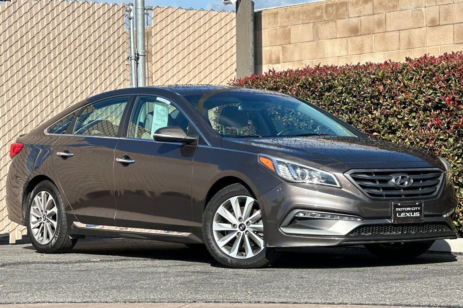 Used 2017 Hyundai Sonata Sport w/ Value Edition Package 02 image 2