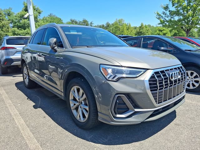 Used 2024 Audi Q3 2.0T Premium AWD/4WD image 3