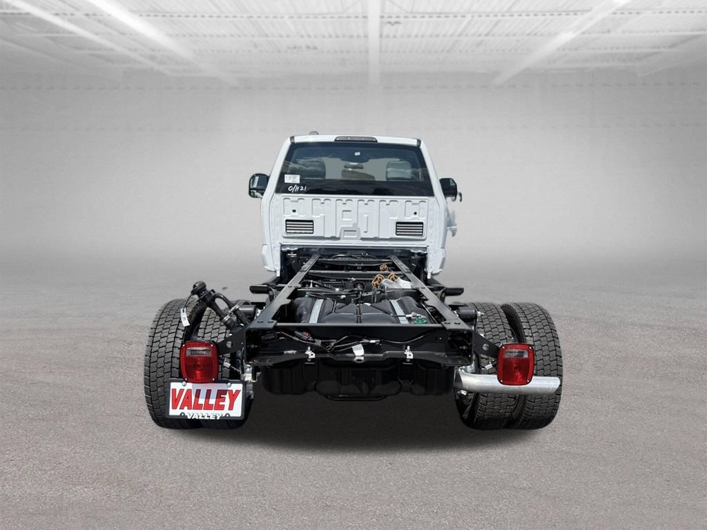 New 2026 Ford F550 2WD Regular Cab Super Duty image 5