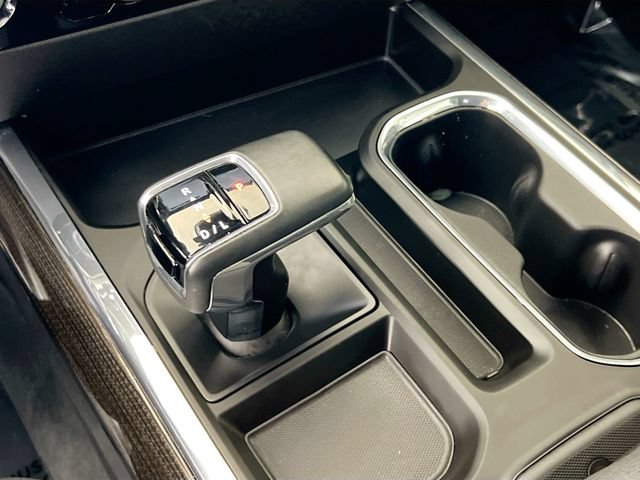 Used 2024 Chevrolet Silverado 1500 RST AWD/4WD image 10