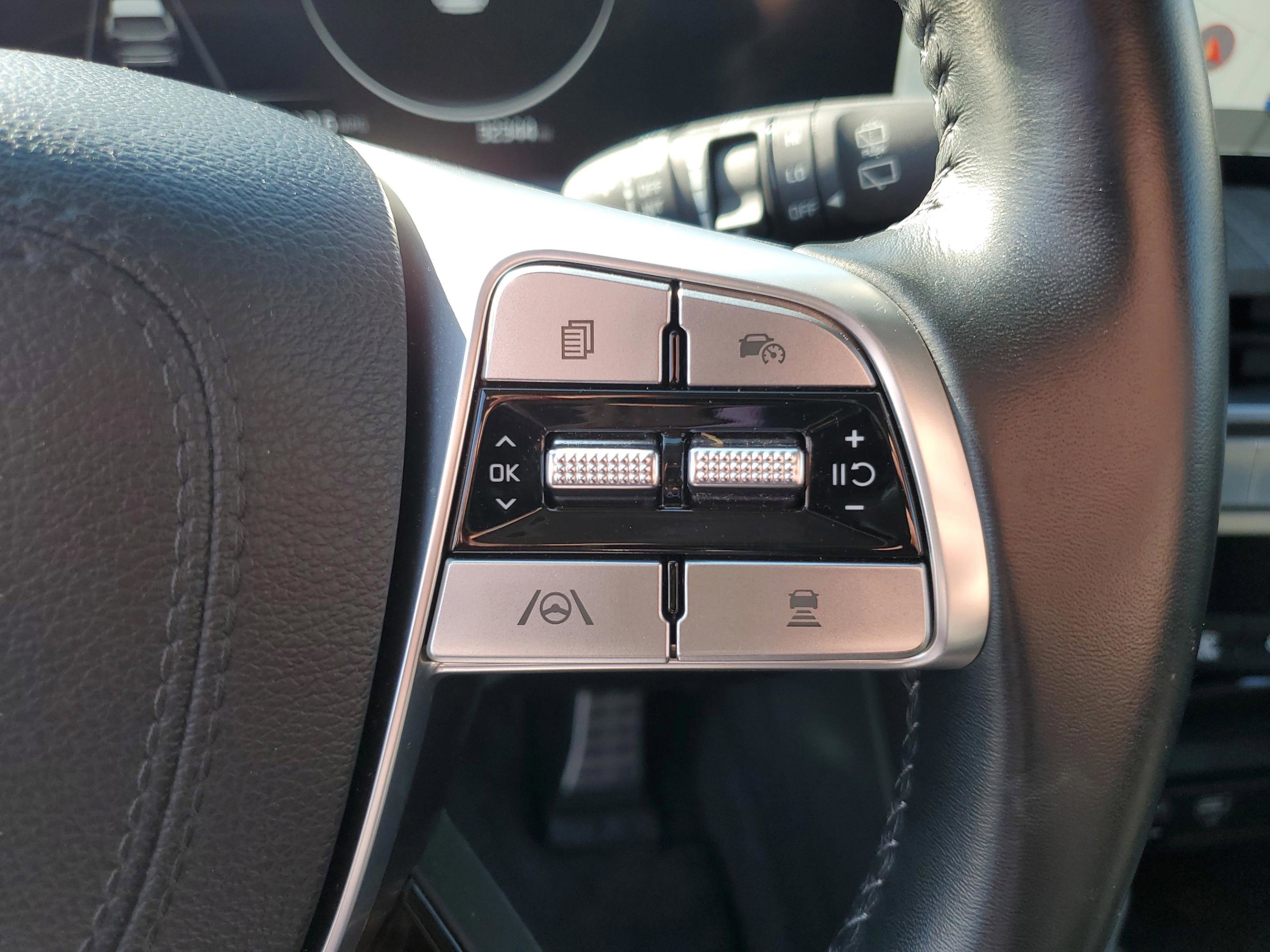 Used 2024 Kia Telluride SX image 28