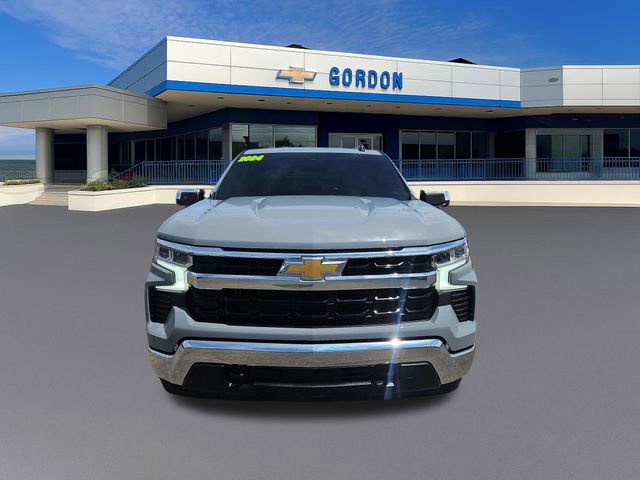 Used 2024 Chevrolet Silverado 1500 LT AWD/4WD image 9