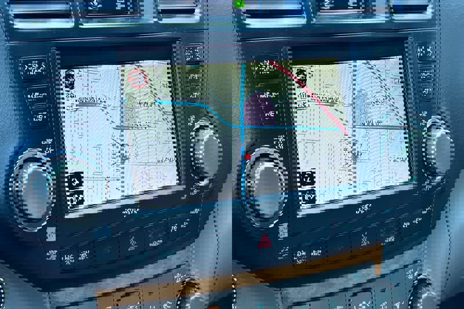 Used 2010 Toyota Highlander Limited image 25