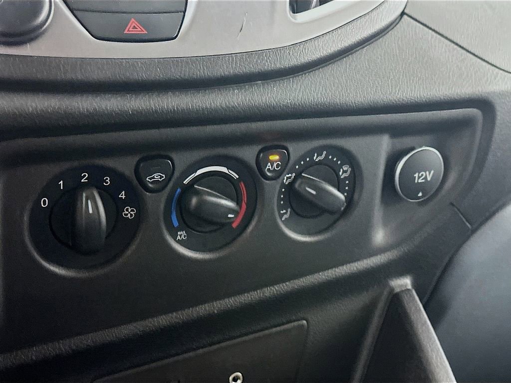 Used 2015 Ford Transit 150 XLT image 18