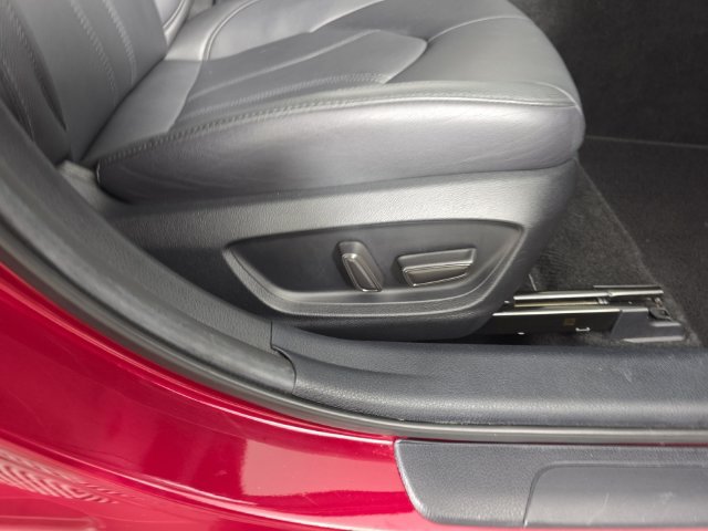 Used 2022 Toyota Avalon XLE FWD image 28