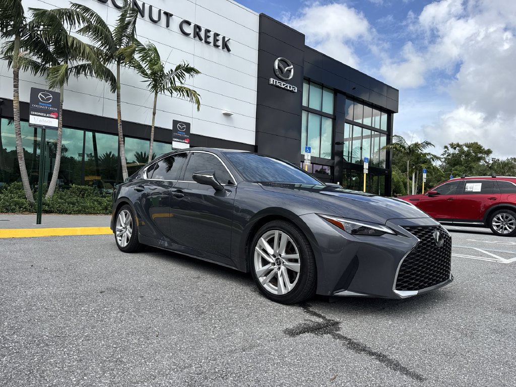 Used 2023 Lexus IS 300 w/ Comfort Package RWD image 22