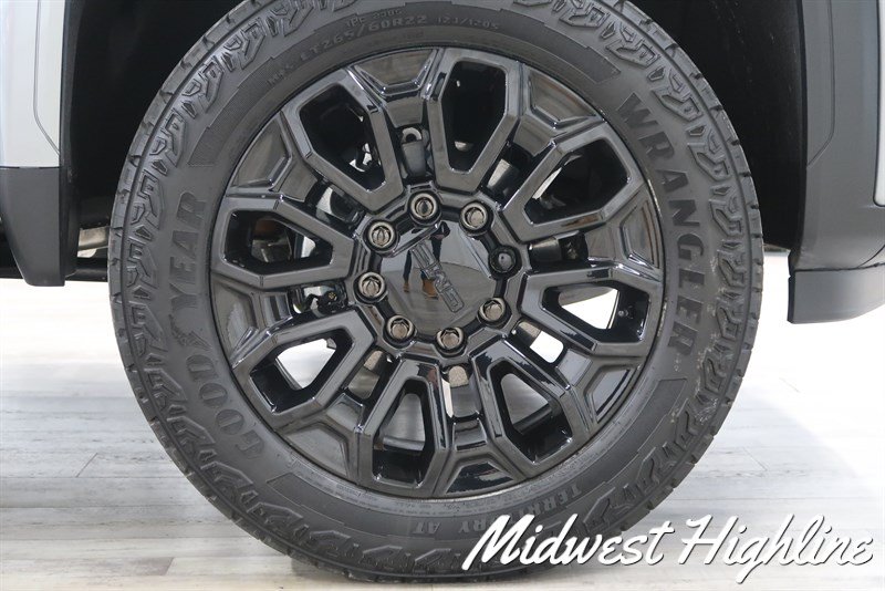 Used 2025 GMC Sierra 2500 Denali w/ Denali Reserve Package AWD/4WD image 23