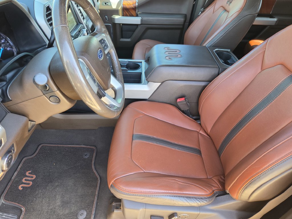 Used 2019 Ford F350 King Ranch w/ King Ranch Ultimate Package AWD/4WD image 12