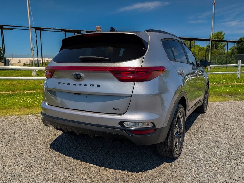 Used 2022 Kia Sportage Nightfall Edition AWD/4WD image 5