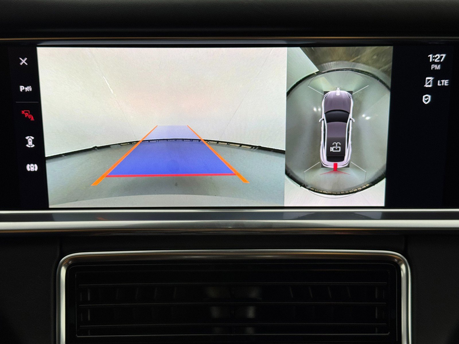 Used 2022 Porsche Panamera Turbo S w/ Premium Package image 32