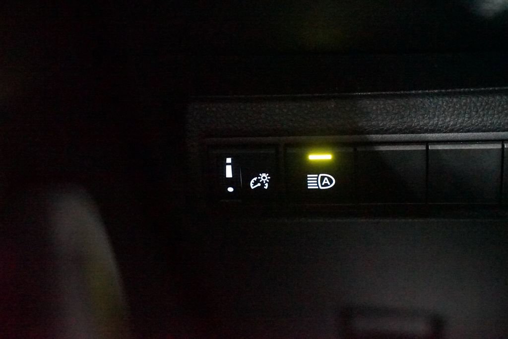 Certified 2025 Toyota Corolla LE image 22